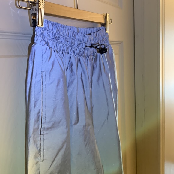 NWOT Forever 21 women’s reflective silver gray jogging pants - Picture 11 of 14